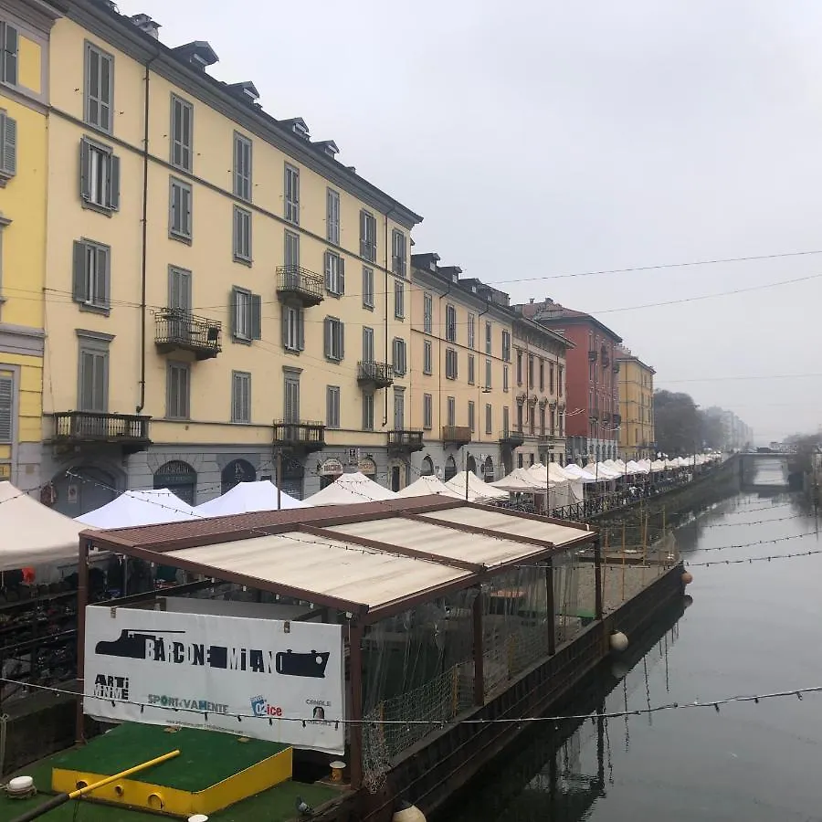 Romantica Darsena Mediolan 0*,